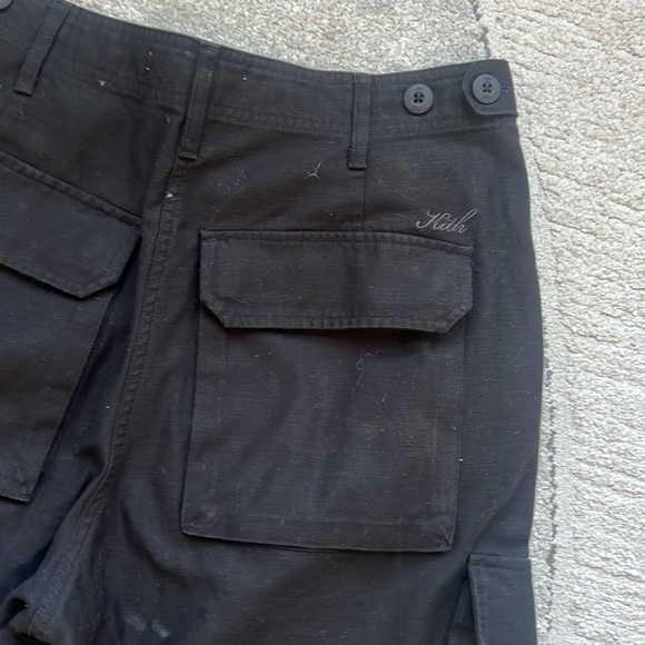Kith black cotton cargo! Omg! Adjustable at the bottom. Oversized fit. - Picture 7 of 10